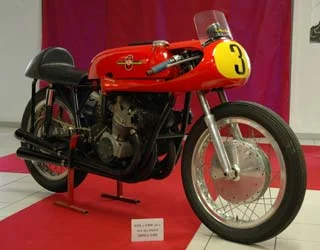 Gilera Motorcycles and Racing History — The Gilera Saturno